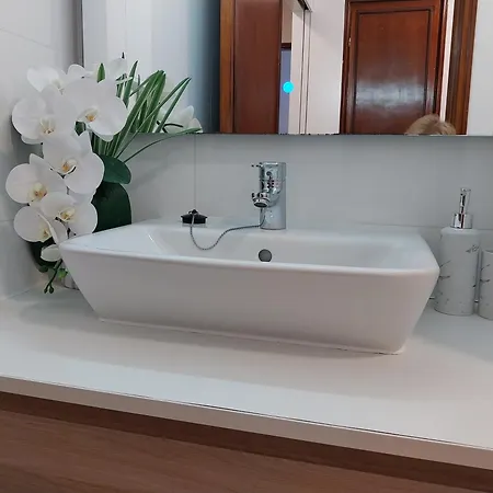 Buddies Charm House Apartman