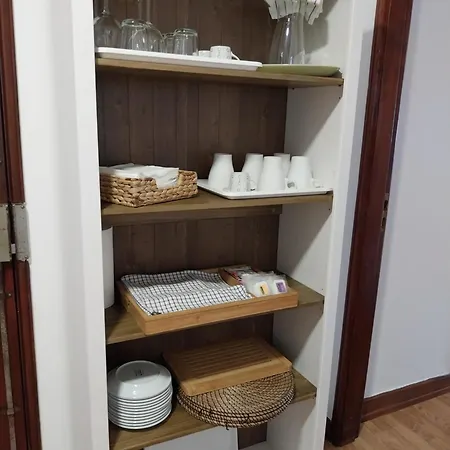 Buddies Charm House דירה אבאירו