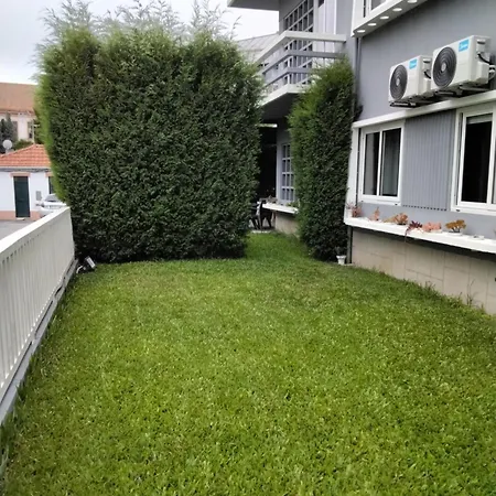 Buddies Charm House Apartman