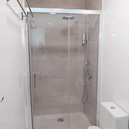 Buddies Charm House אבאירו