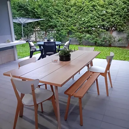 Buddies Charm House דירה אבאירו