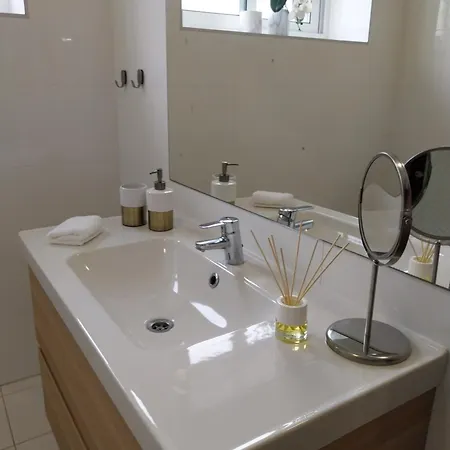 Buddies Charm House *