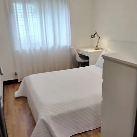 Buddies Charm House דירה *