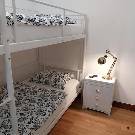 דירה Buddies Charm House *