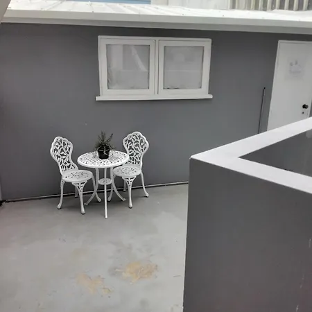 דירה Buddies Charm House