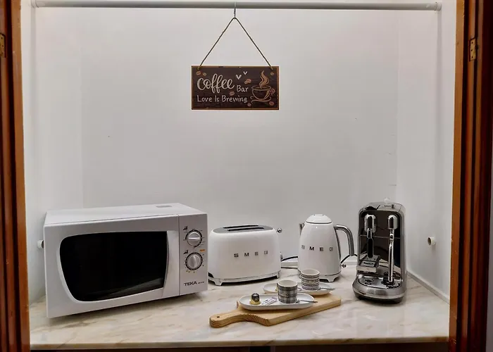 Buddies Charm House *